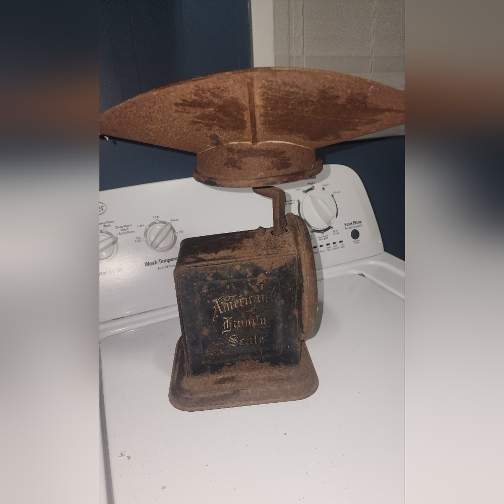 Antique scale